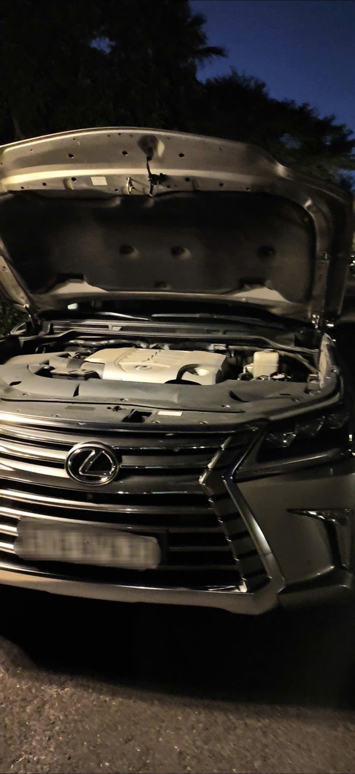 THAY ẮC QUY LEXUS LX570 GS 105D31L CHUYÊN NGHIỆP TẠI ẮC QUY HN