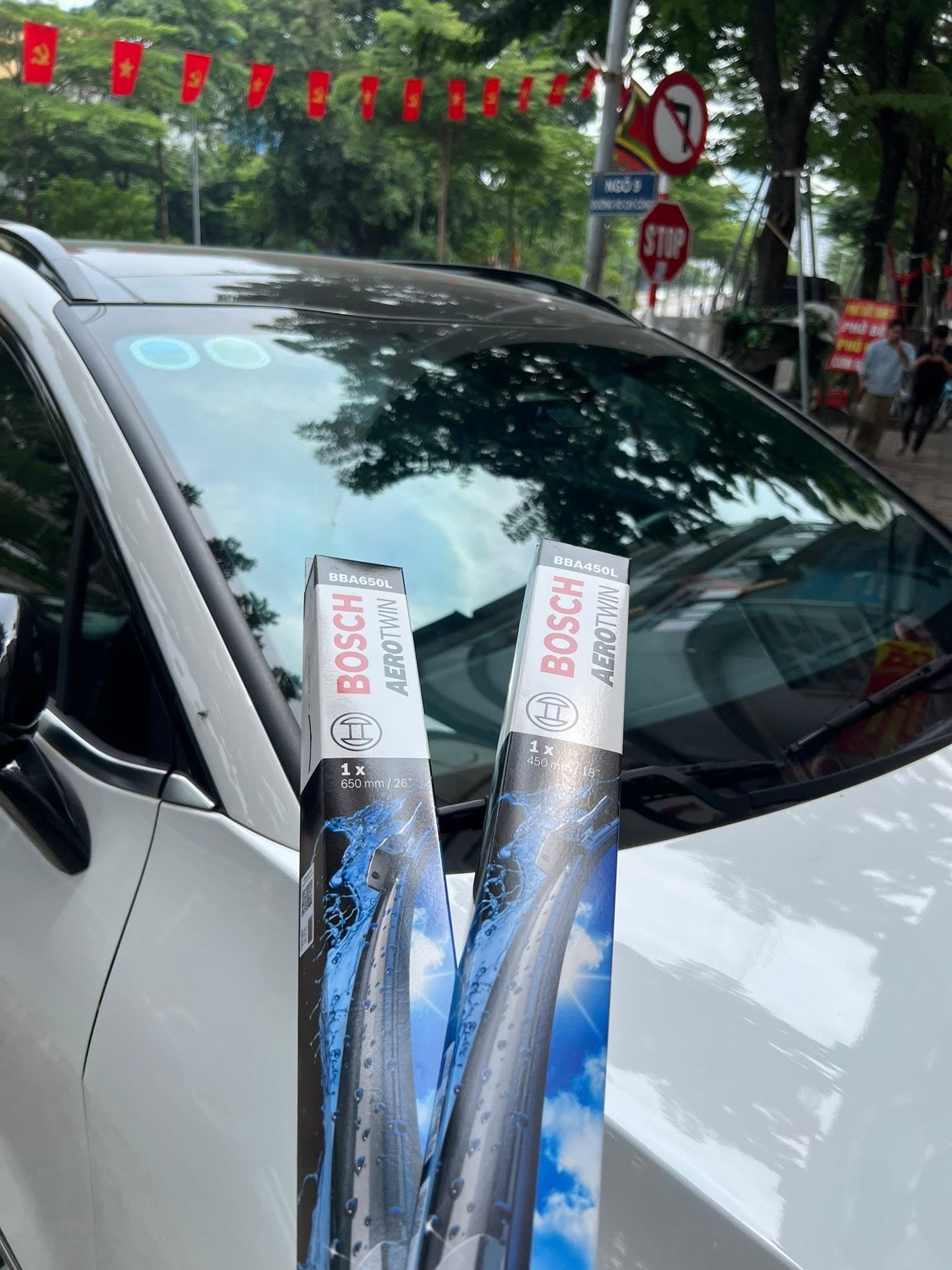Gạt Mưa Bosch Chính Hãng Cho Ô Tô | Công Ty TNHH Ắc Quy Nhật Hùng Phát